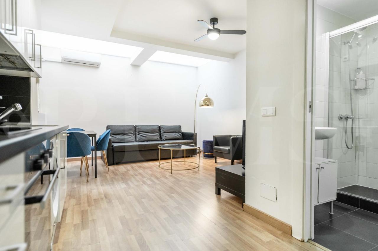 Apartmán Modern Gem In Heart Of Malaga, Near Sights Rems Exteriér fotografie