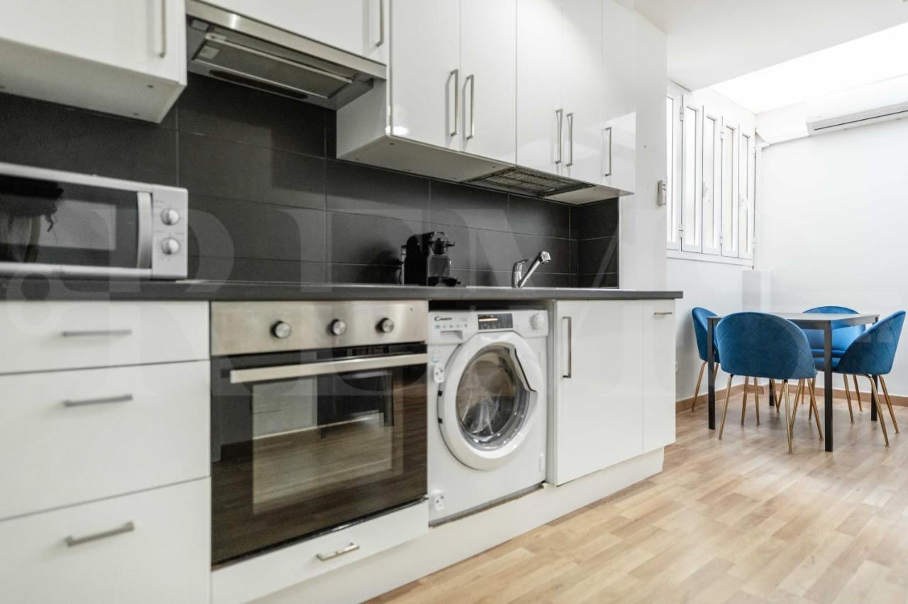 Apartmán Modern Gem In Heart Of Malaga, Near Sights Rems Exteriér fotografie
